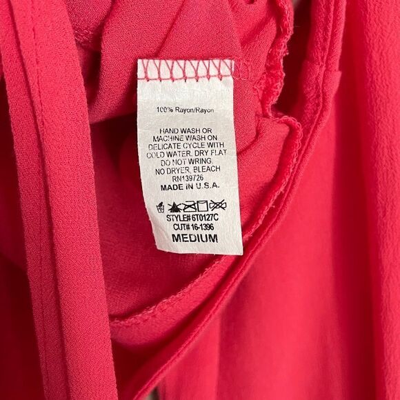 Honey Punch Cropped Front Lace Up Top Size M - Picture 6 of 8